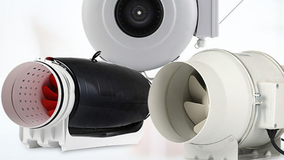 Ventilatore di scarico per bagno montato su un muro quadrato in plastica con rete di scarico e design di flusso assiale